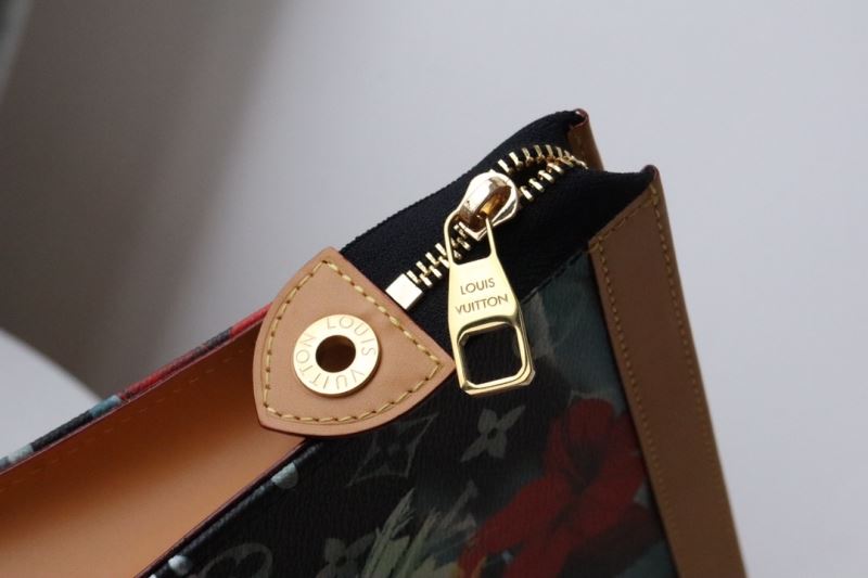 Louis Vuitton Clutch Bags